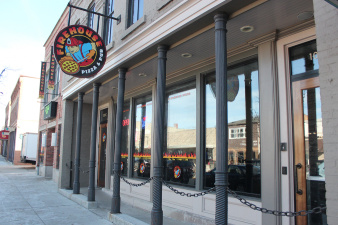 Firehouse Pizza and Pub - 4.4 stars